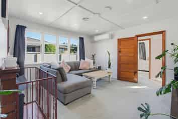 8 Normanby Street, Rakaia