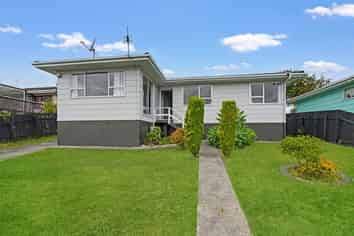 52 Zelda Avenue, Clover Park