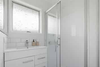 52 Zelda Avenue, Clover Park