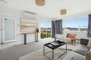 52 Zelda Avenue, Clover Park