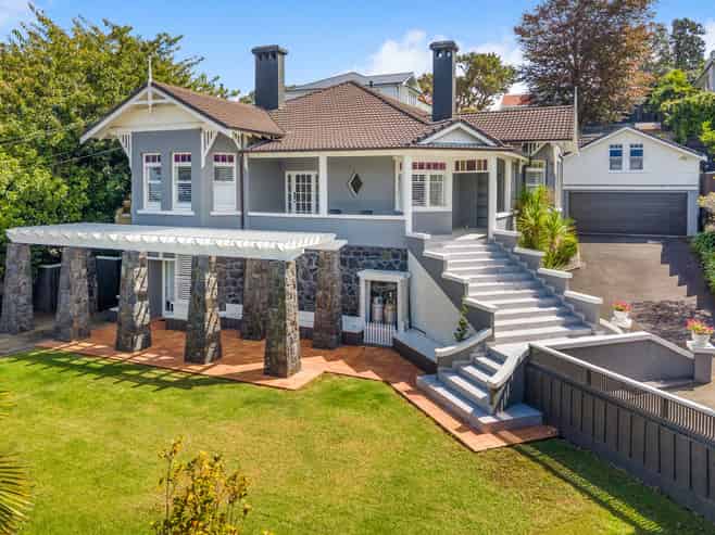 15 Buckley Road, Epsom