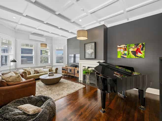 15 Buckley Road, Epsom