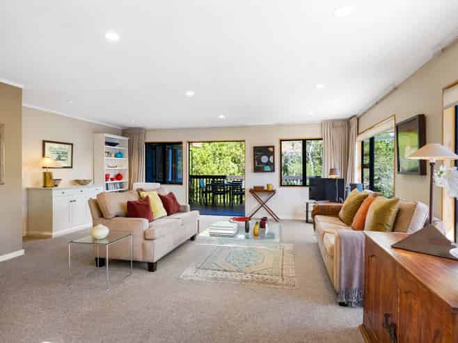 2/27 Appleyard Crescent, Meadowbank