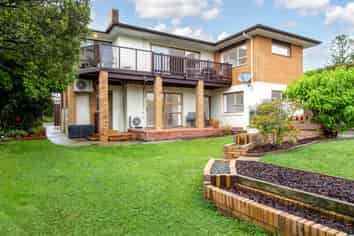 77 Bollard Avenue, New Windsor