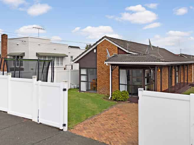 1/433 Blockhouse Bay Road, Blockhouse Bay