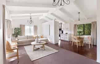 38 Carlton Terrace, Westown