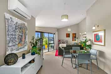 25J Violet Street, Raglan