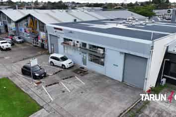 Functional 660sqm Warehouse in New Lynn