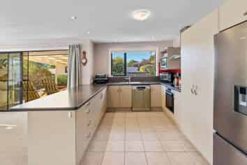 37B Eighty Eight Valley Road, WAKEFIELD