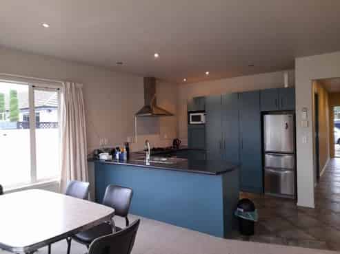 2/2 The Moorings, Taupo