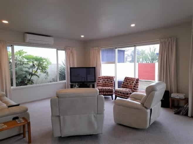 2/2 The Moorings, Taupo