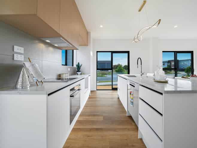 4 Harbourside Parade, Hobsonville