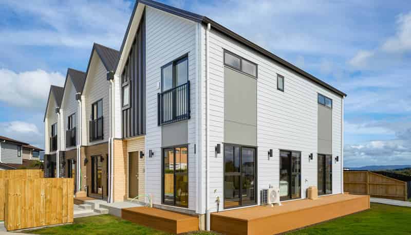 4 Harbourside Parade, Hobsonville