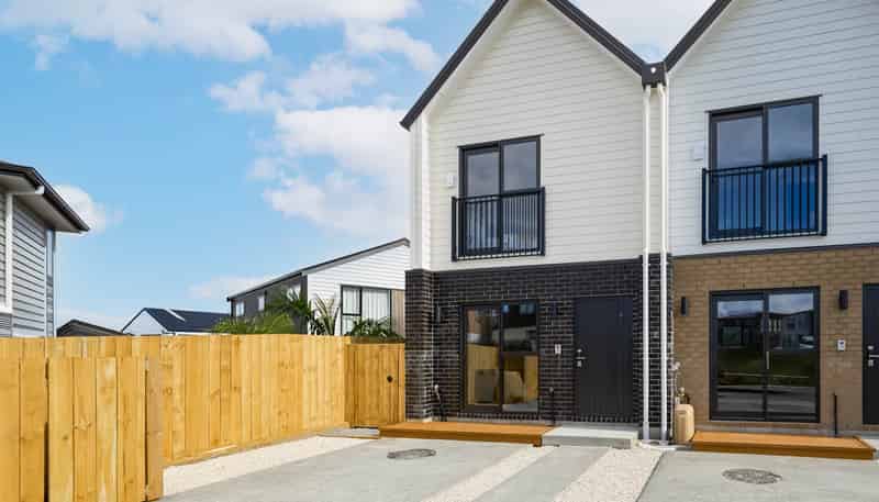 10 Harbourside Parade, Hobsonville