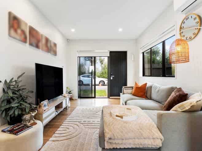 25 Arahopu Place, Papakura