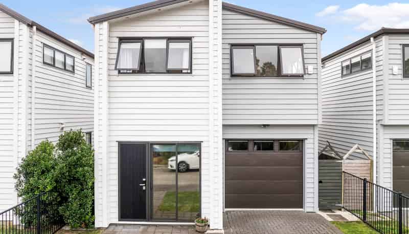 25 Arahopu Place, Papakura