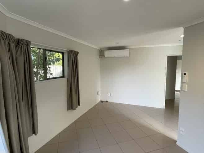 1/60 Riverpark Crescent, Henderson