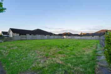 35 Helen June Avenue, Flagstaff