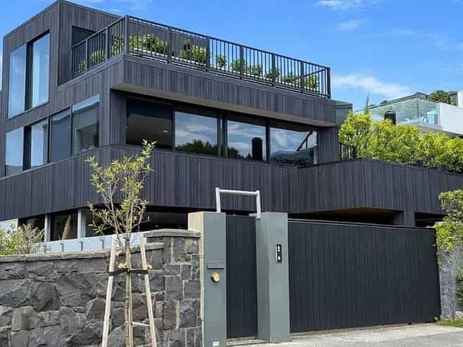 15A The Strand, Takapuna