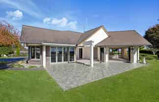 2 Lawbrooke Lane, Te Awamutu