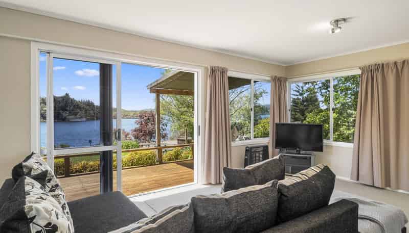 A/115 State Highway 30, Lake Rotoma