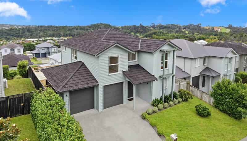 50  Mackay Drive, Greenhithe