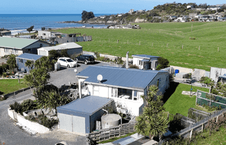 13 Wood Street, Kaka Point