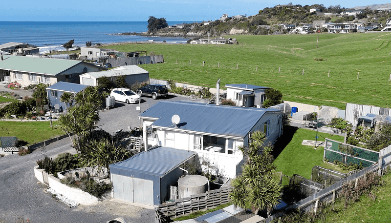 13 Wood Street, Kaka Point