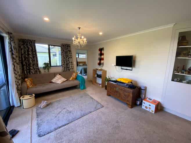 2 Hoggard Place, Katikati