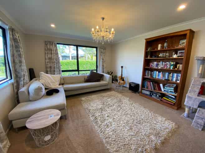 2 Hoggard Place, Katikati