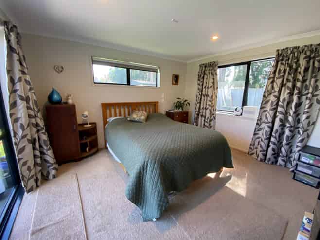 2 Hoggard Place, Katikati