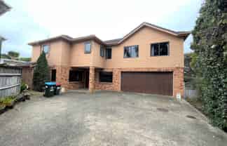  Mt Smart Road, Royal Oak