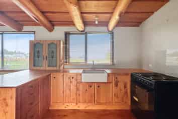 187 Great North Road, Otamatea