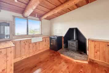 187 Great North Road, Otamatea