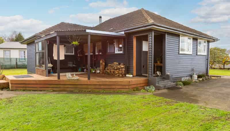 10 Christian Street, Dannevirke