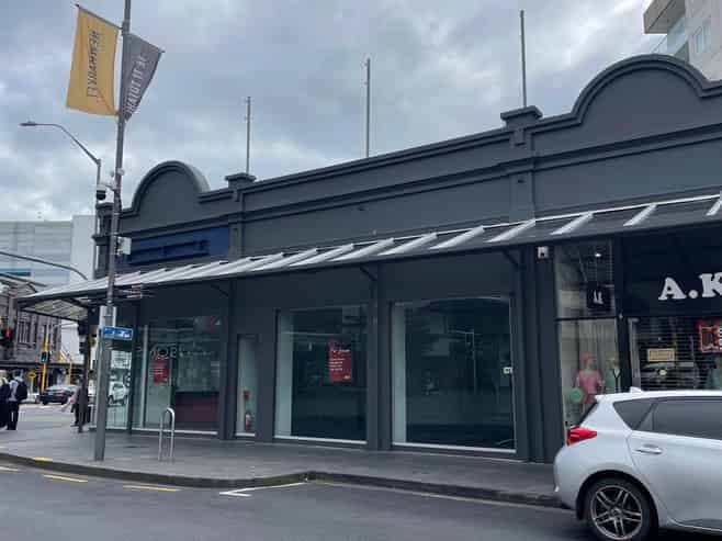 Corner Profile Prime Newmarket Retail