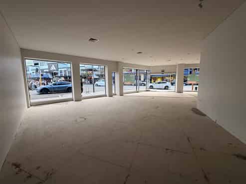 Corner Profile Prime Newmarket Retail