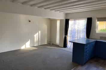 2/10 Wellington Street, Hamilton East