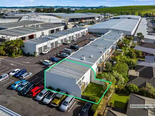 CBRE | Rare East Tamaki Opportunity