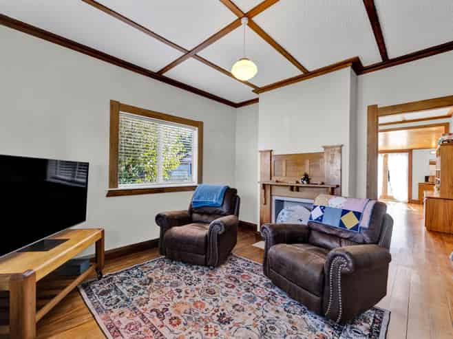 63 King Street, Opunake