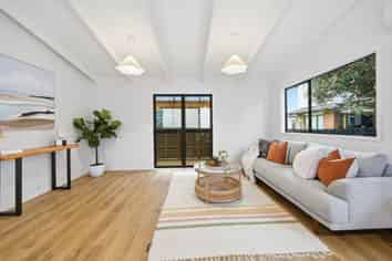 37A Range View Road, Mount Albert