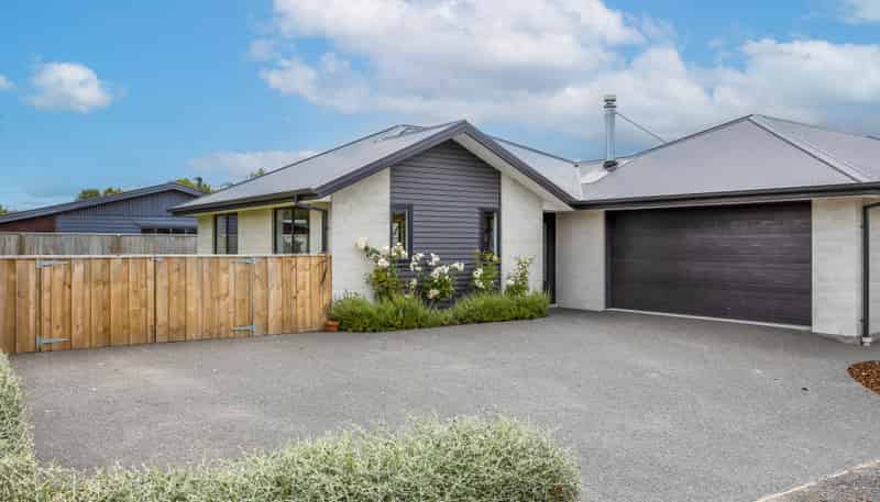 5/17 Wineberry Avenue, Amberley