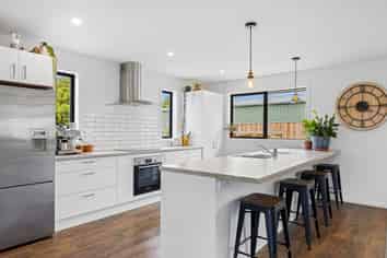 5/17 Wineberry Avenue, Amberley