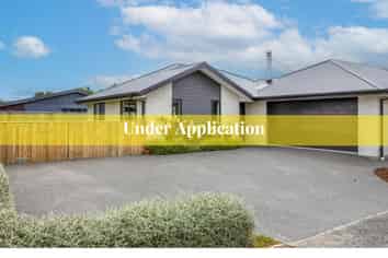 5/17 Wineberry Avenue, Amberley