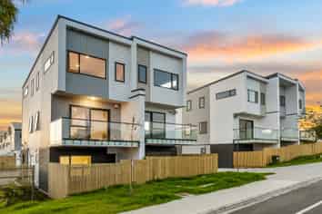 2/60 Hamlin Road, Mount Wellington