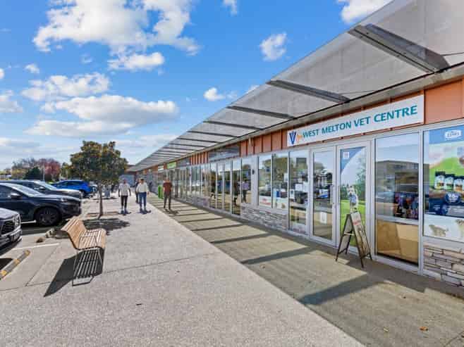 High-performing retail centre in growth location
