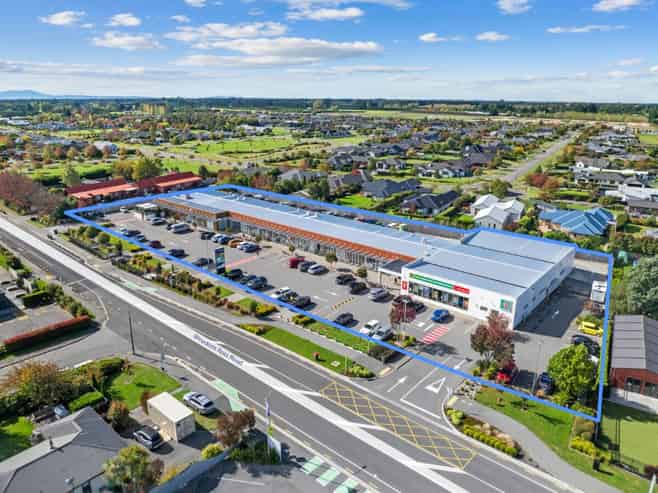 High-performing retail centre in growth location
