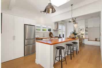 17 Martin Avenue, Beckenham