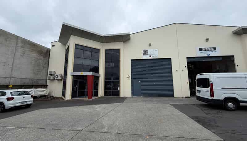 4C Winston Place, Henderson