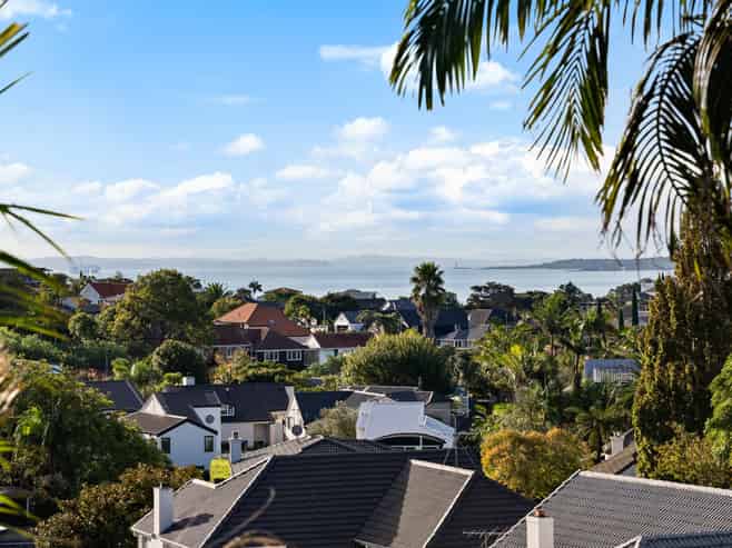 82B Maskell Street, St Heliers